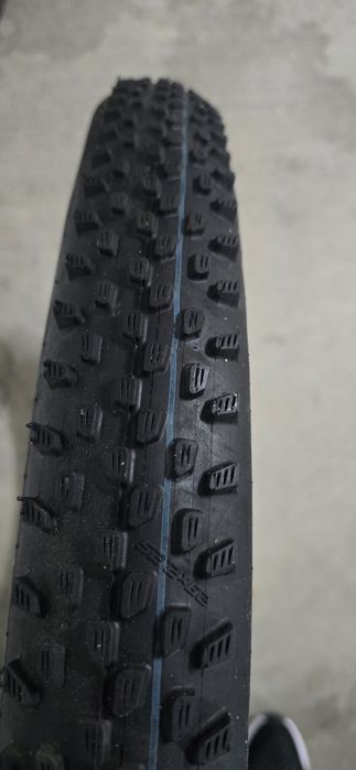 Pneus racing ray racing ralph