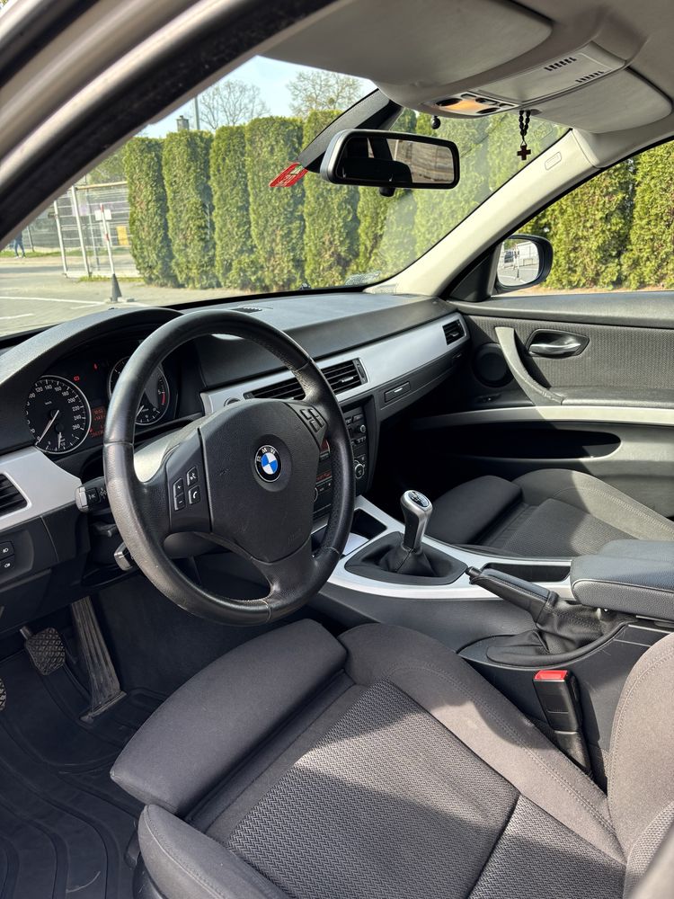 BMW E91 seria 3 2009r 2.0 diesel