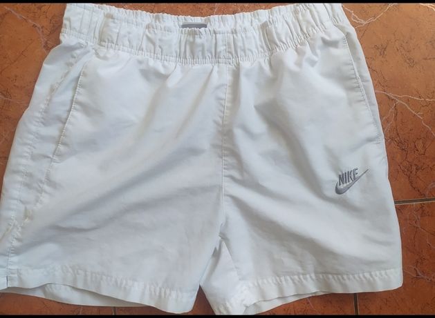Белые шорты Nike оригинал