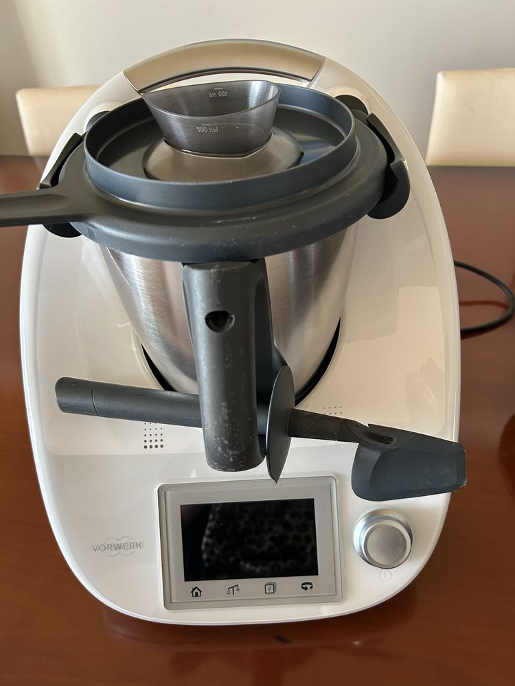 Bimby Tm5 como nova. Baixa de preço oferta do cookey