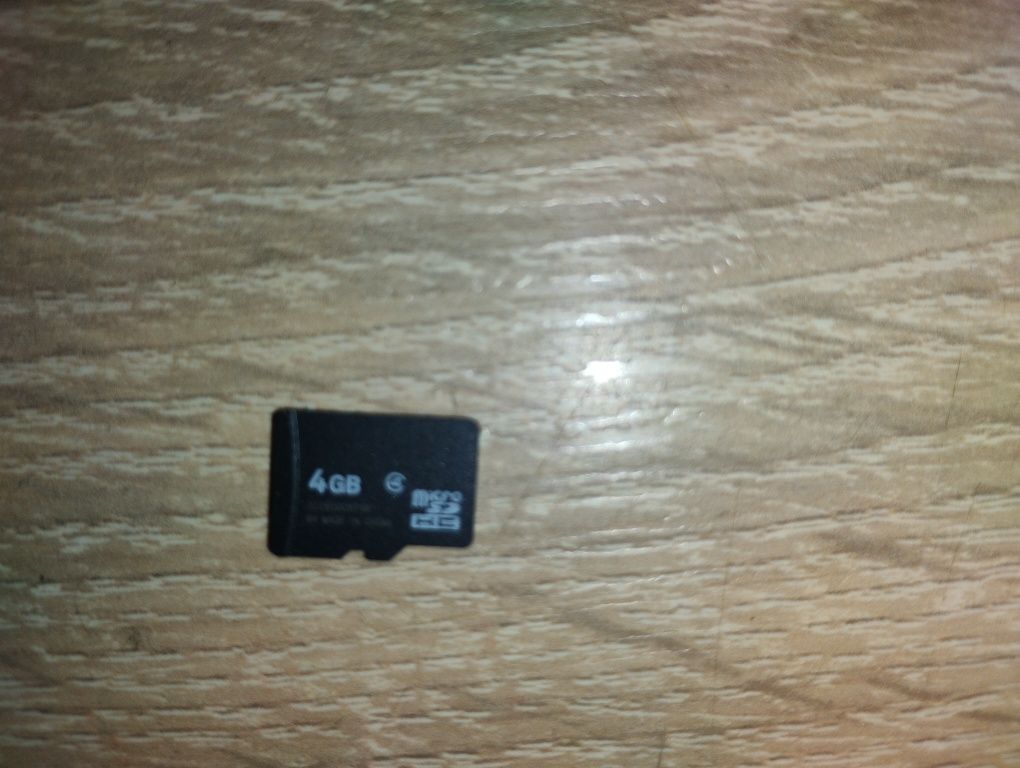 Karta microSD 4GB