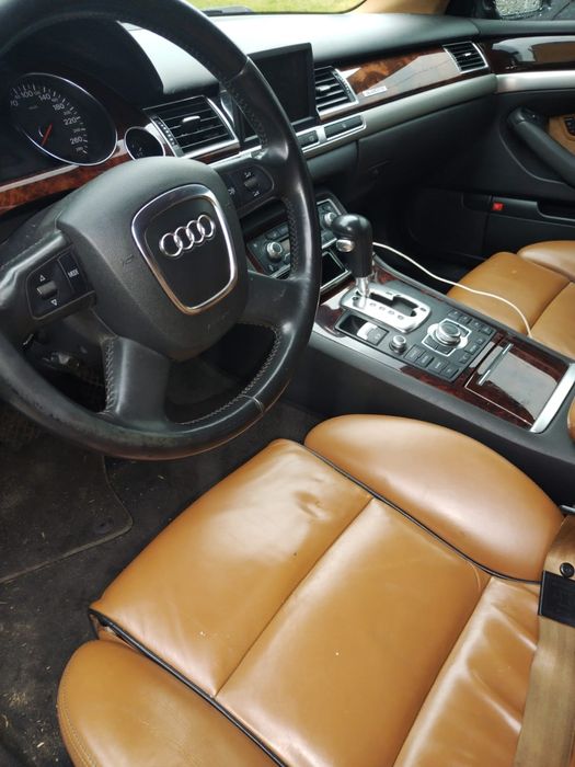 Audi a 8 benzyna 3.2