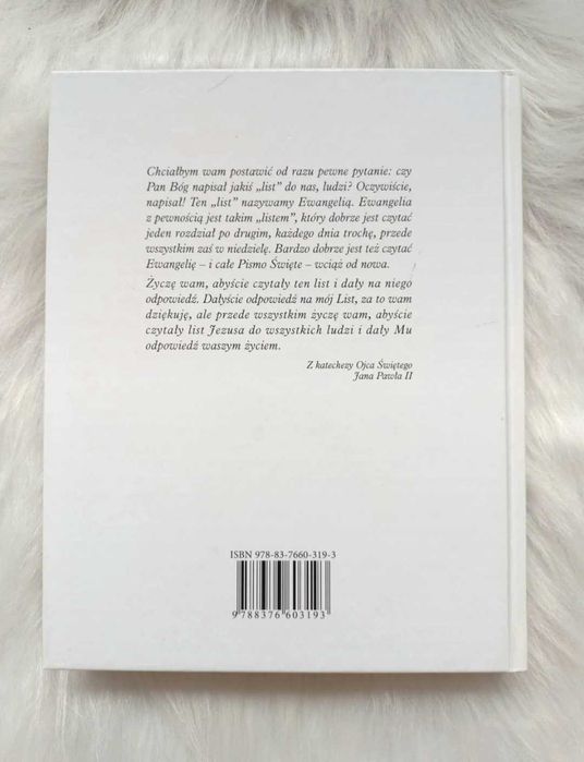 Biblia dla dzieci z ilustracjami.