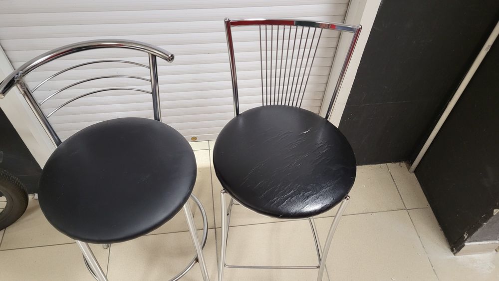 Стілець барний високий