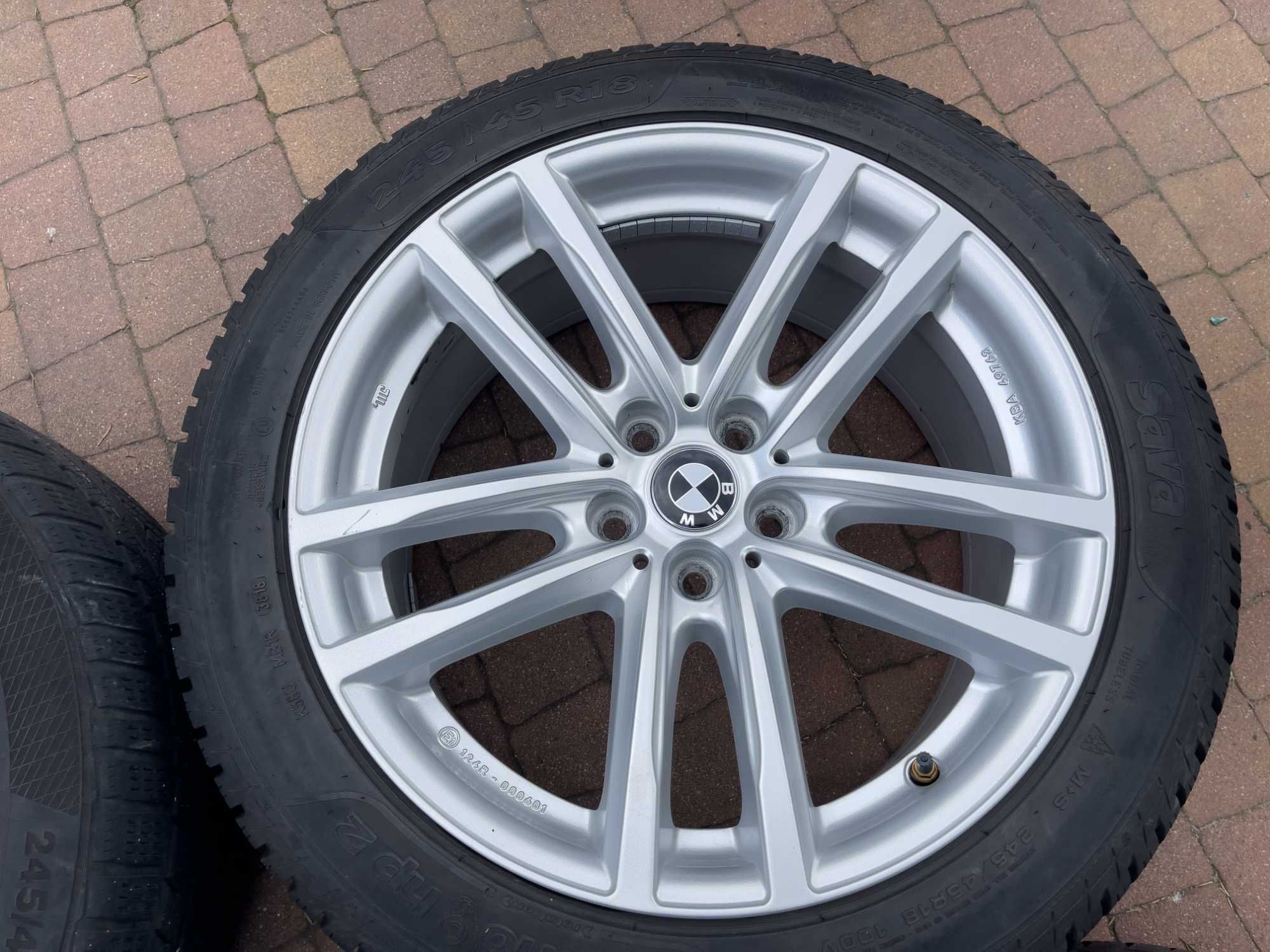 3873. Alufelgi koła zimowe BMW 5 G30 5x112 8J ET30 245/45/18
