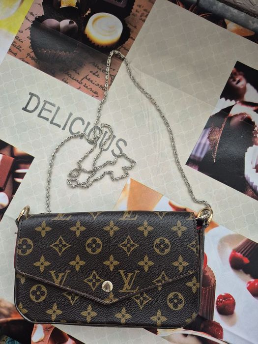 Клатч Louis Vuitton