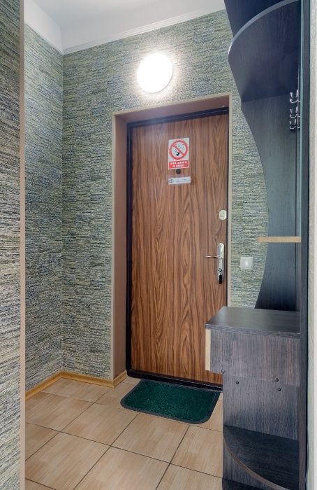 1к квартира в 1хв ходьби метро Дружби народів, 27 Печерськ.  Центр.