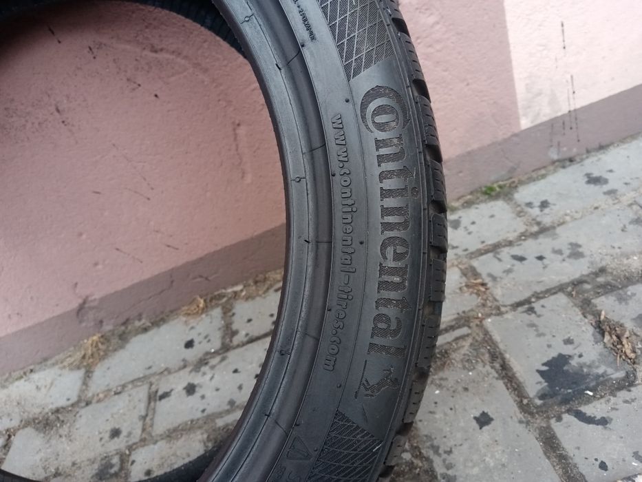Opona zimowa pojedyncza Continental 205/45/17