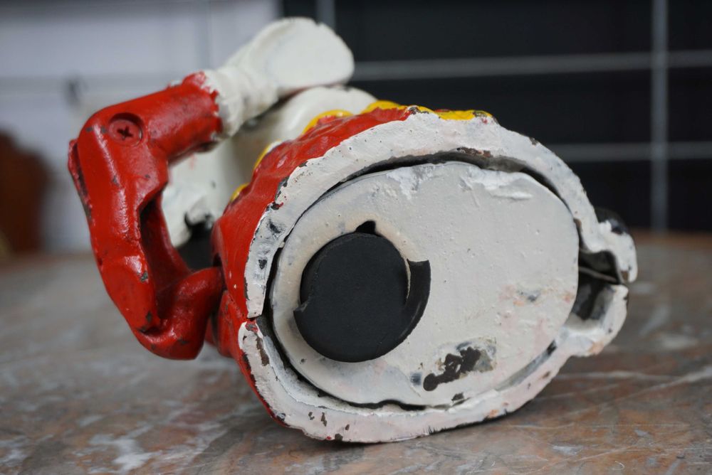 Stara ruchoma skarbonka żeliwna klaun