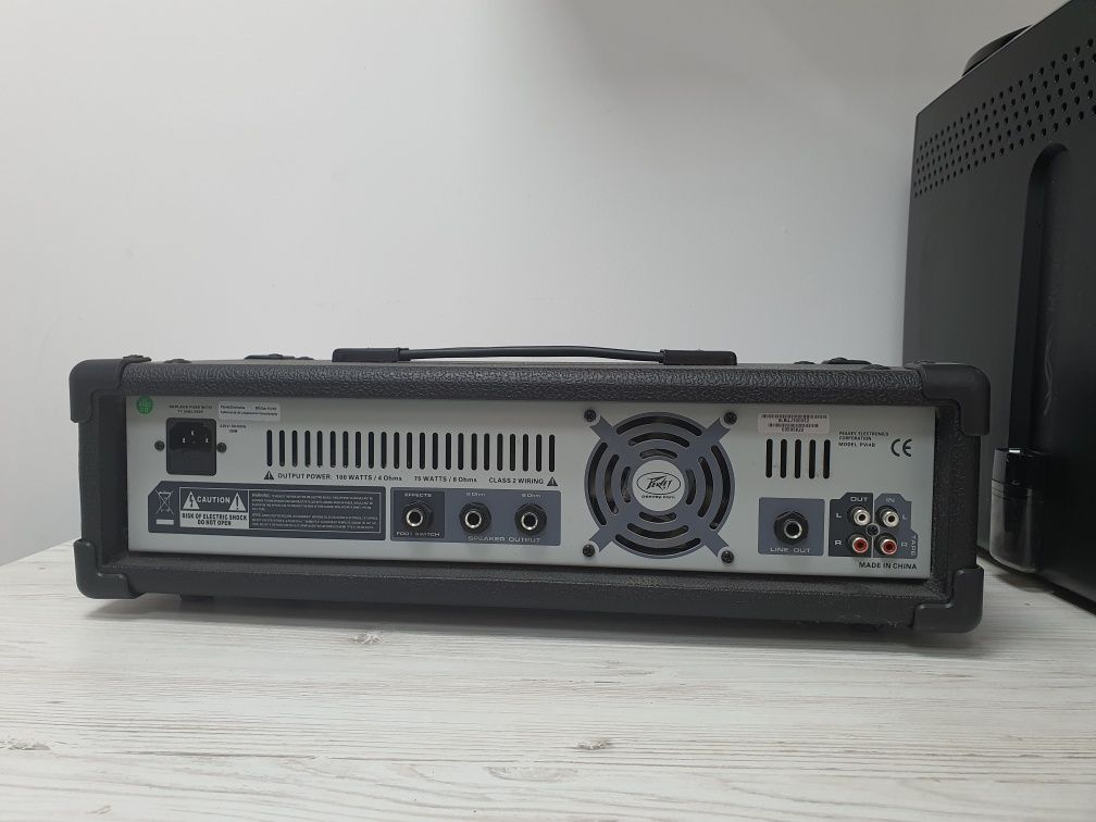 PEAVEY PVi 4B Мікшерний пульт з підсилювачем 4+1, 1х100Вт.