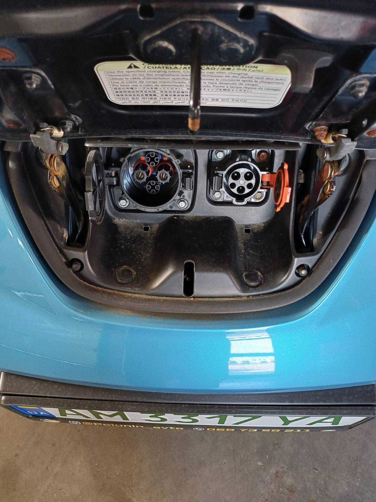 Оренда, прокат авто електромобіля Nissan Leaf