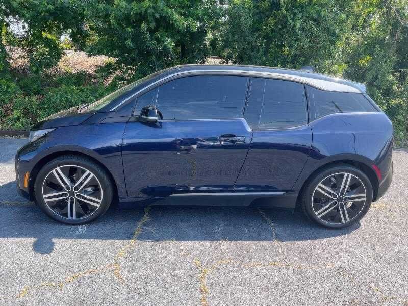 2019    BMW   i3