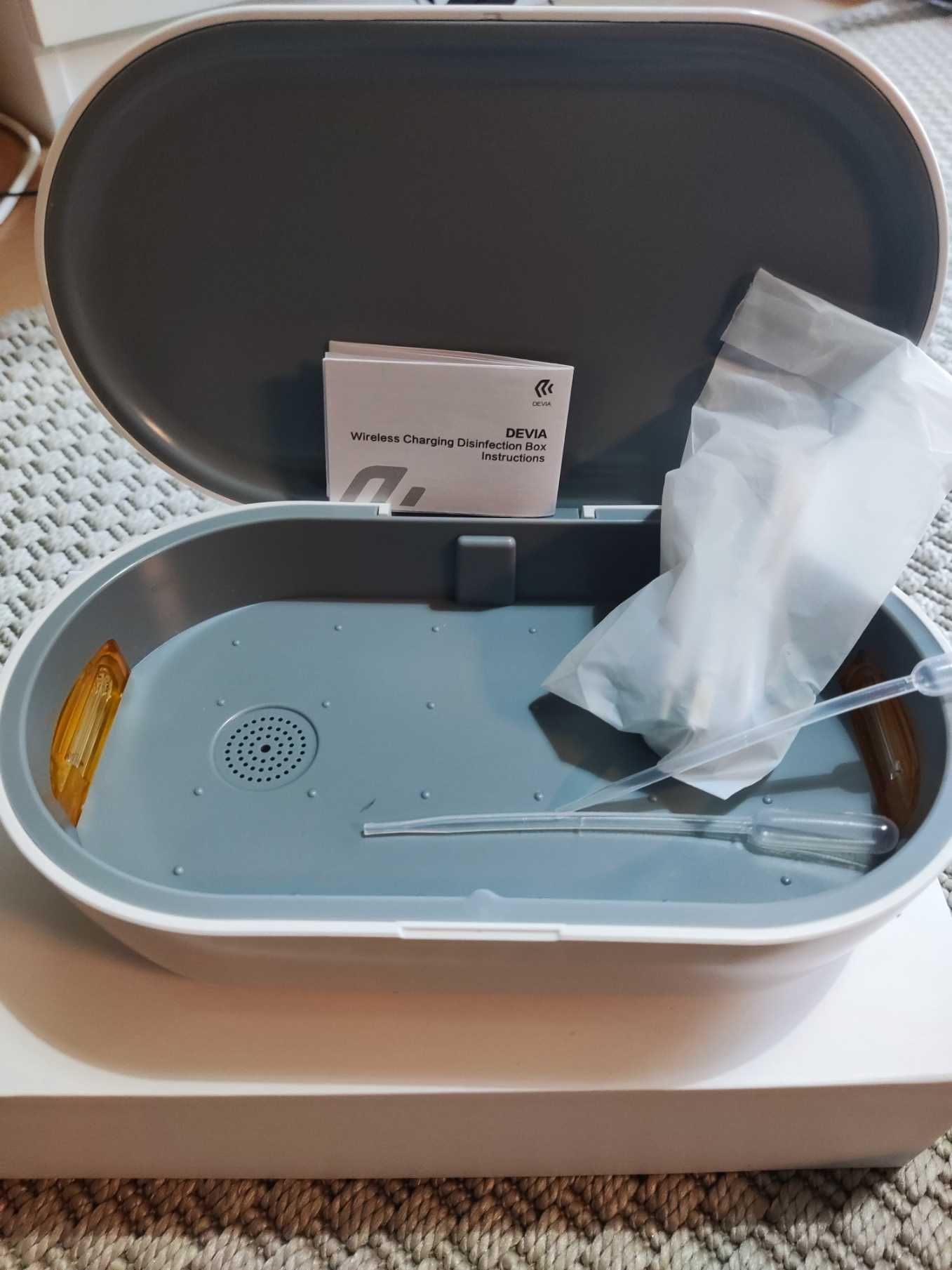 Caixa de esterilização com carregamento sem fios