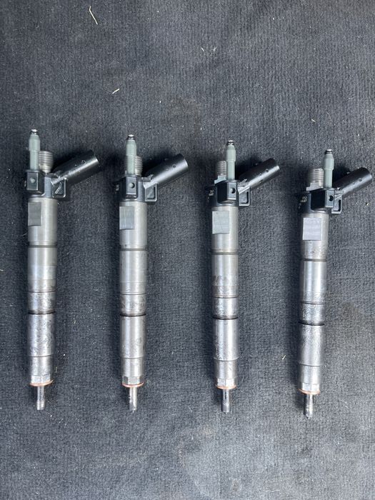 Sprzedam wtryski do bmw silnik n47d20a