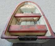 Barco para barragens