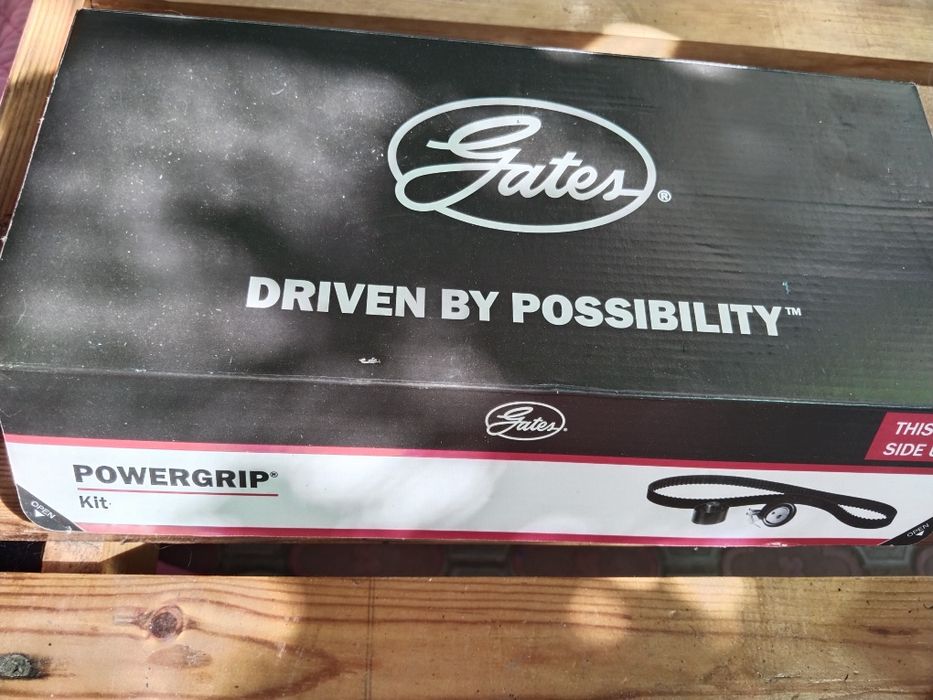 Продам болт для коленвала.