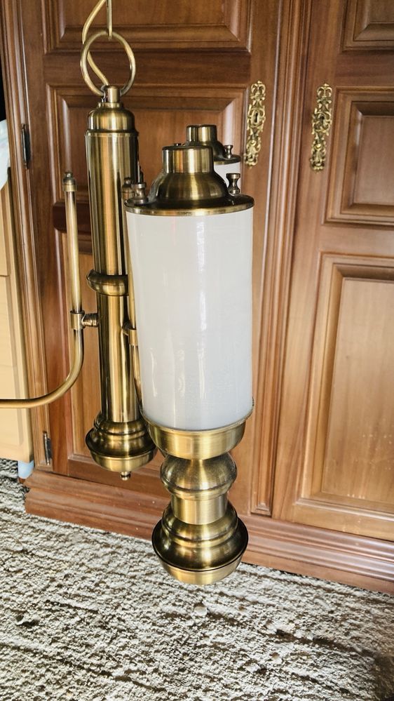 Conjunto candeeiro de teto e de mesa