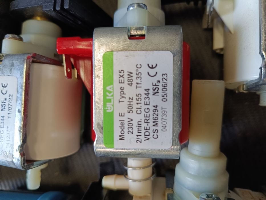 Помпа, насос ulka ep5, ex5, ep8 для кавомашин Delonghi, Saeco, Philips