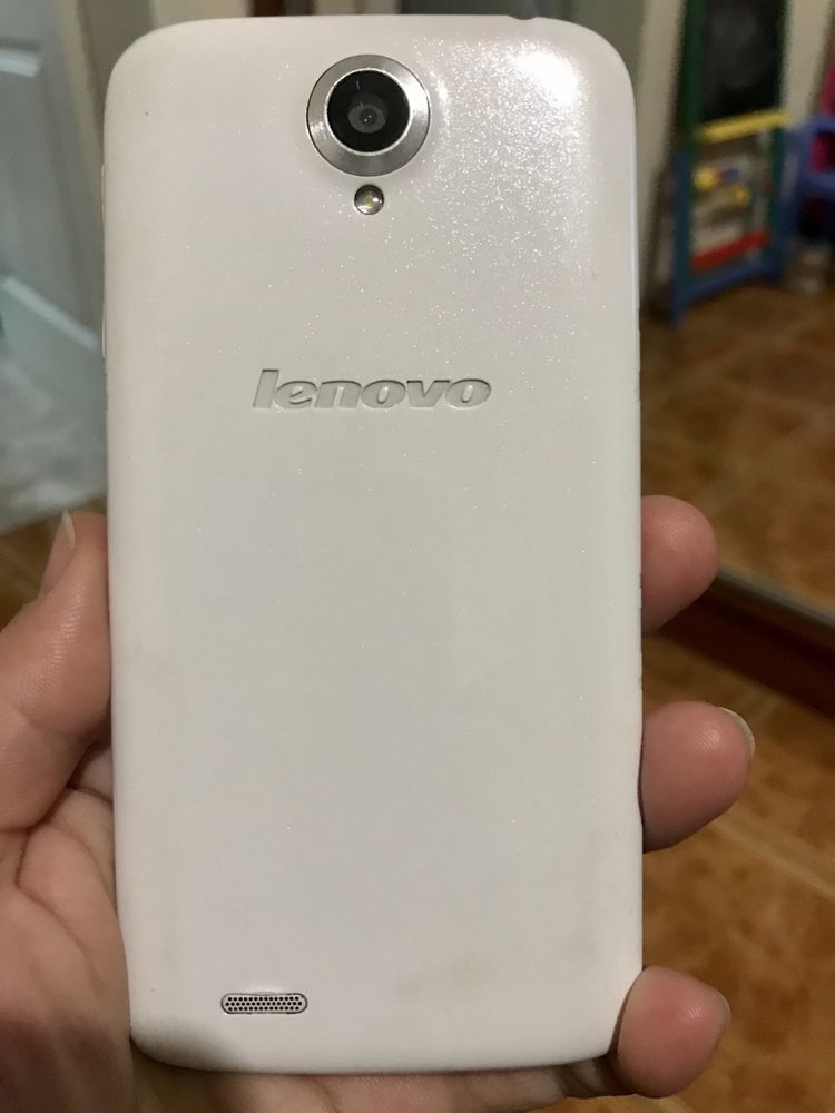 Продам телефон Lenovo S820 на запчасти или под восстановление
