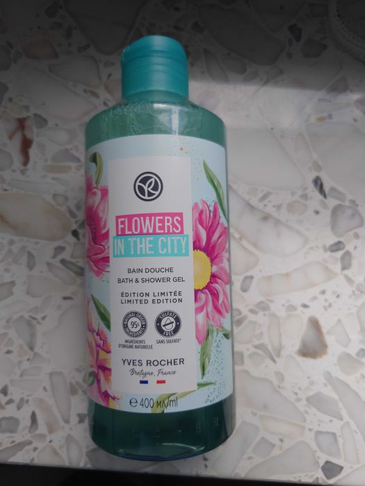Żel pod prysznic flowers in the city yves Rocher 400ml