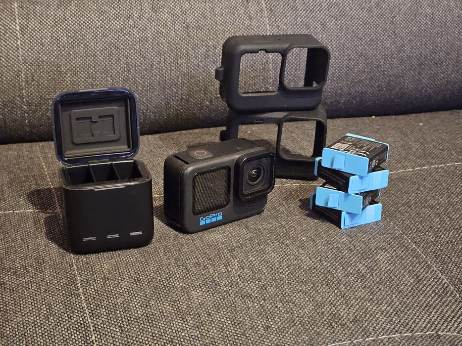 GoPro 10 BLACK, 4 baterie, duże wyposażenie, gratisy,