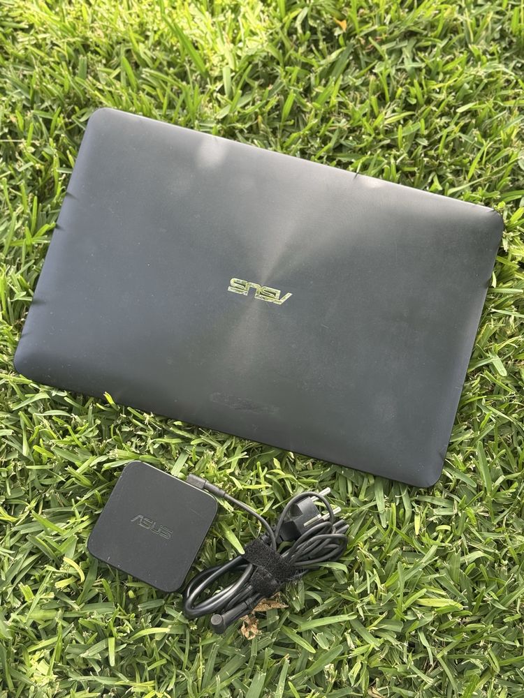 Computador Asus X555L