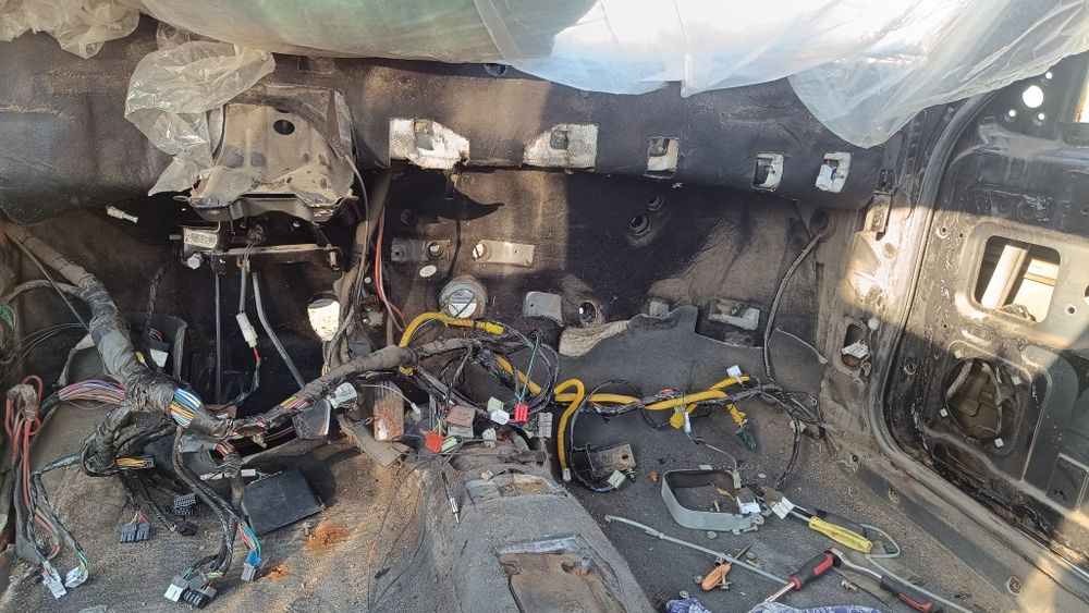 Продам кузов Джили СК