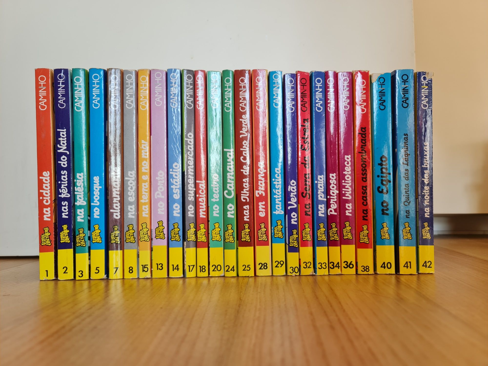 Livros Juvenis - Tintin Uma Aventura Asterix Os Cinco Disney Explora