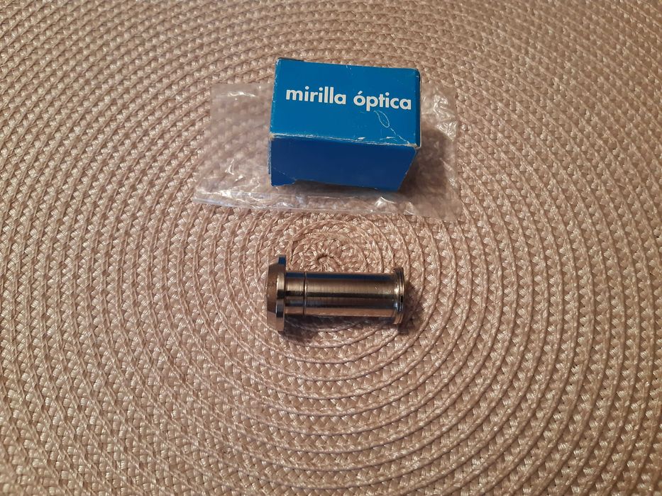 Wizjer do drzwi szerokokątny-regulowany.