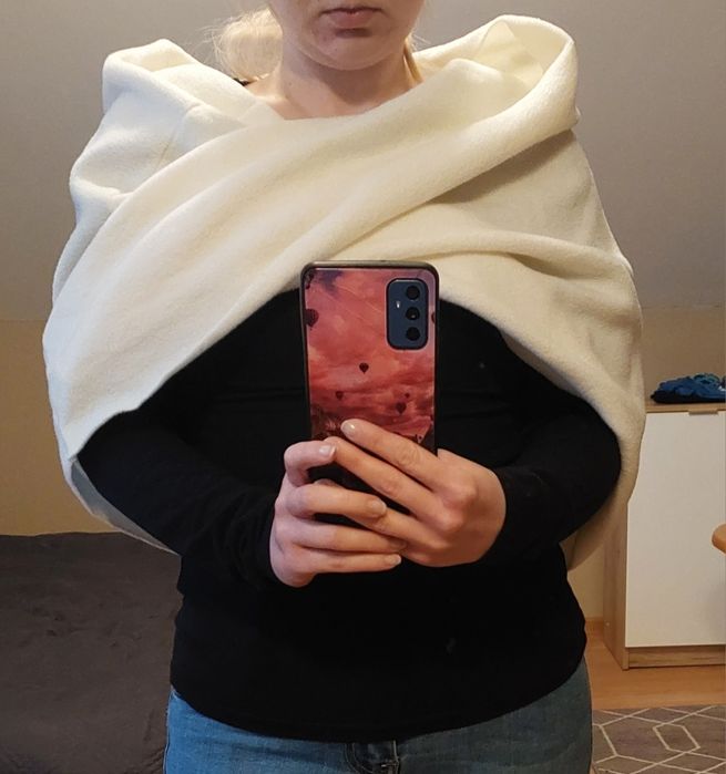 Etola ślubna kolor śmietankowy