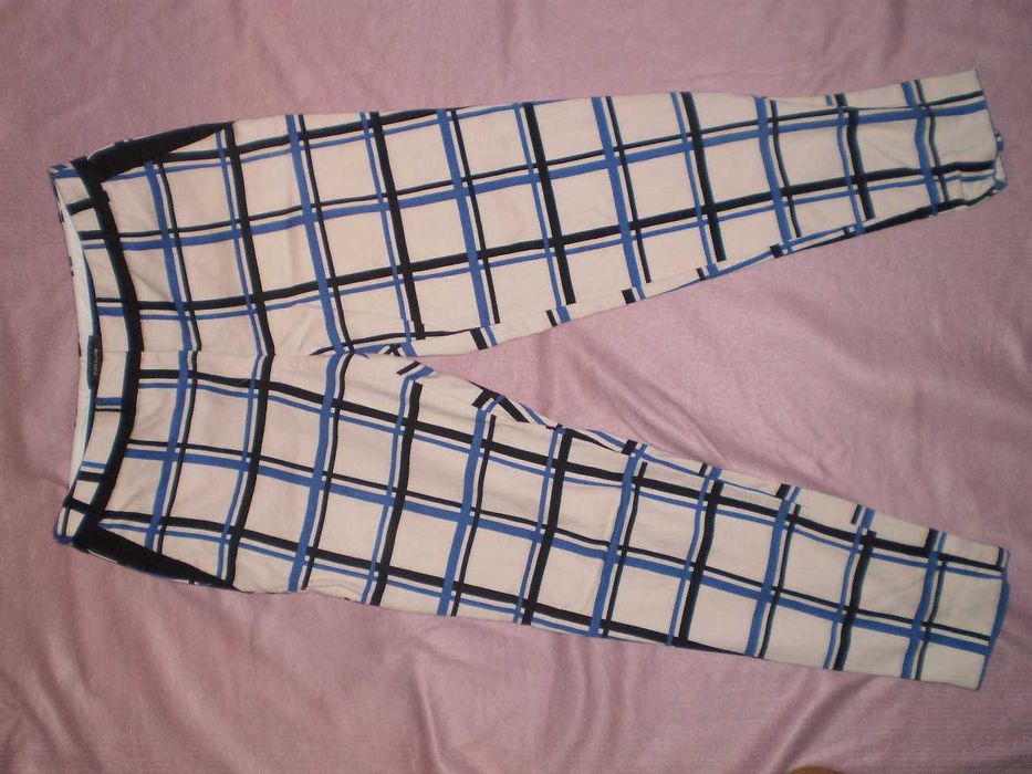 bawełniane spodnie w kratę