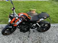 KTM Duke 125 wiele dodatków !