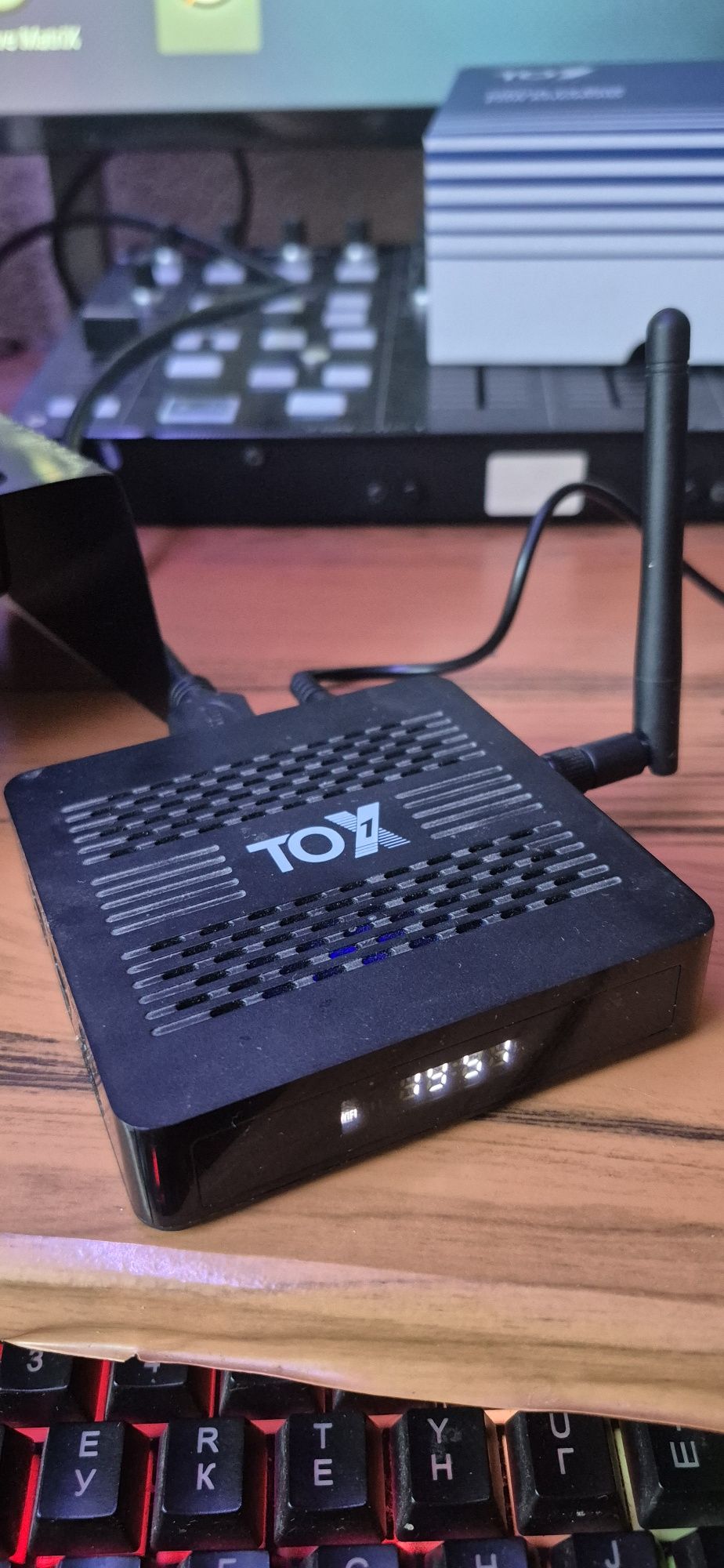 Android smart box Tox 1 4/32 slimbox