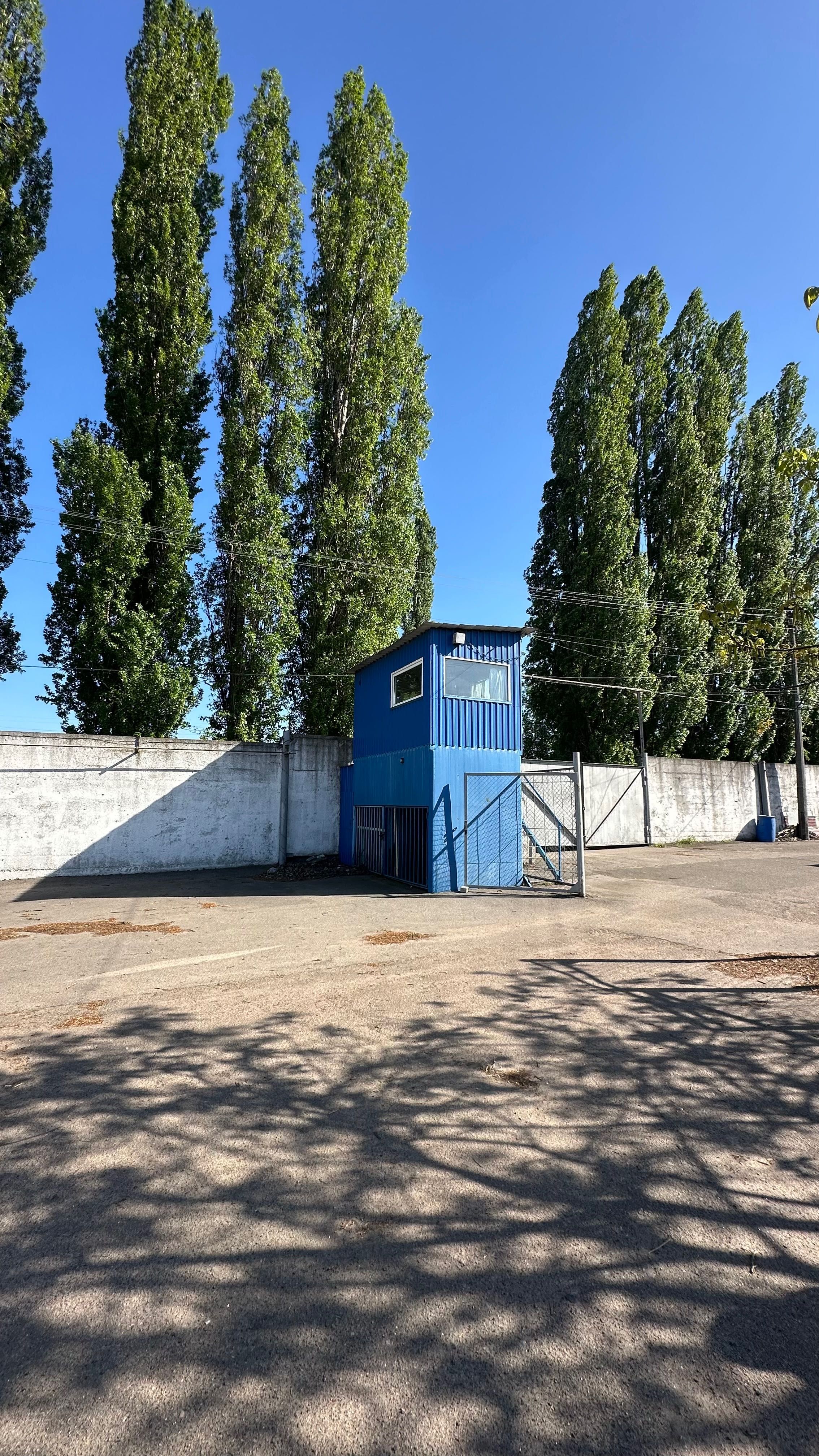 Здам в оренду стоянку під фури, с/г техніку, авто