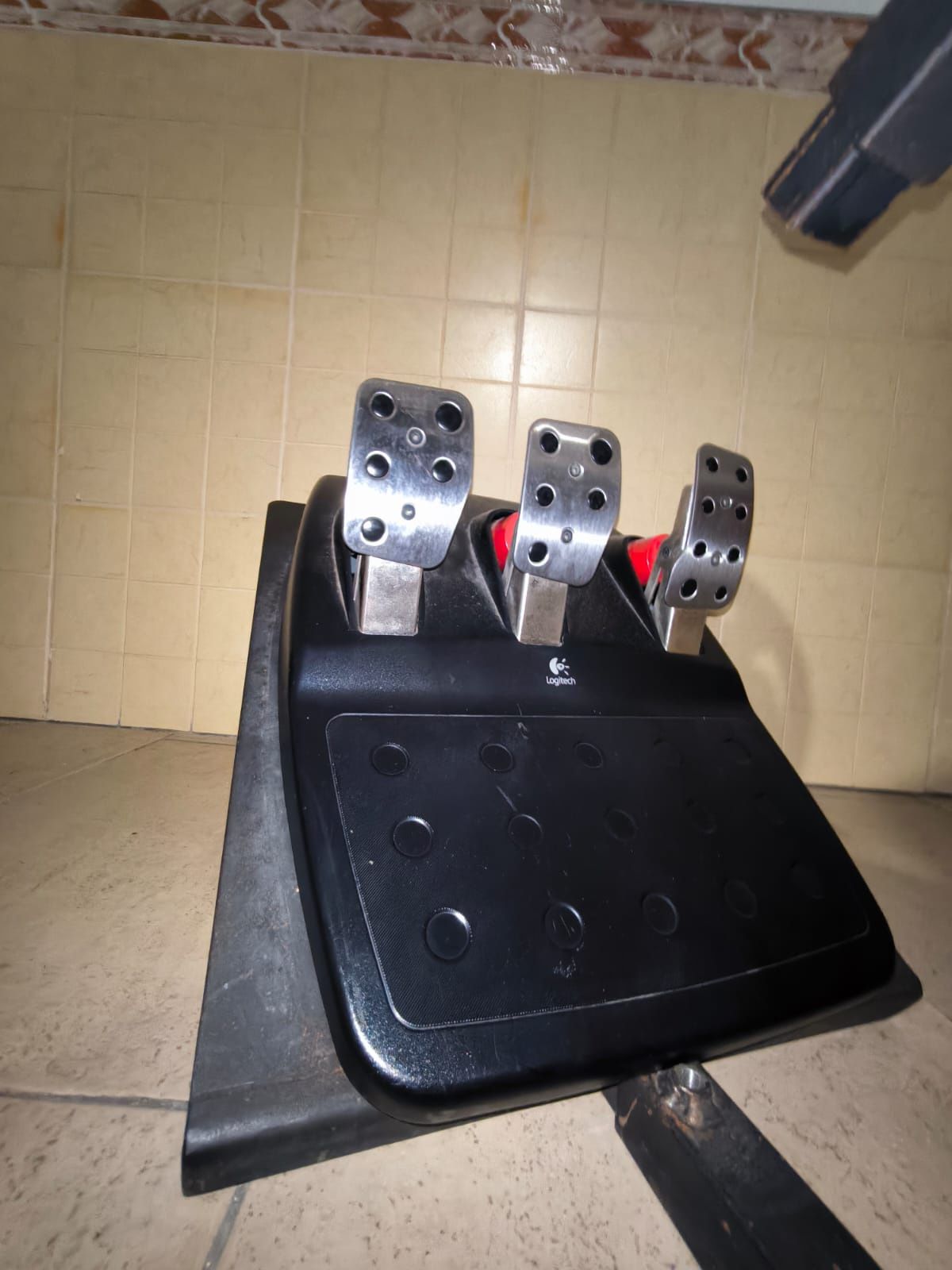 Logitech G25 com extras
