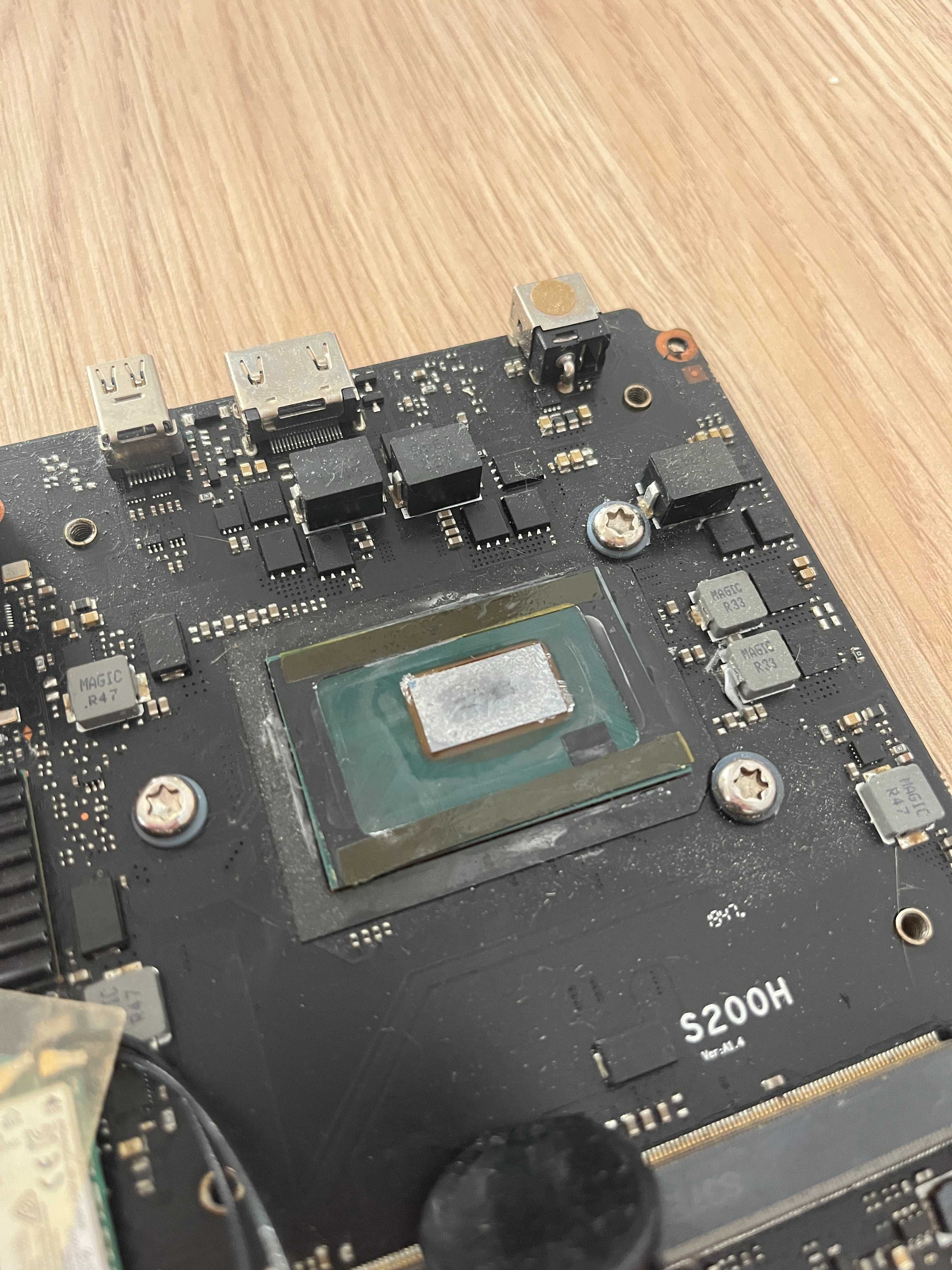 mini PC komputer S200H Intel i9 8950hk sprawny lub na czesci
