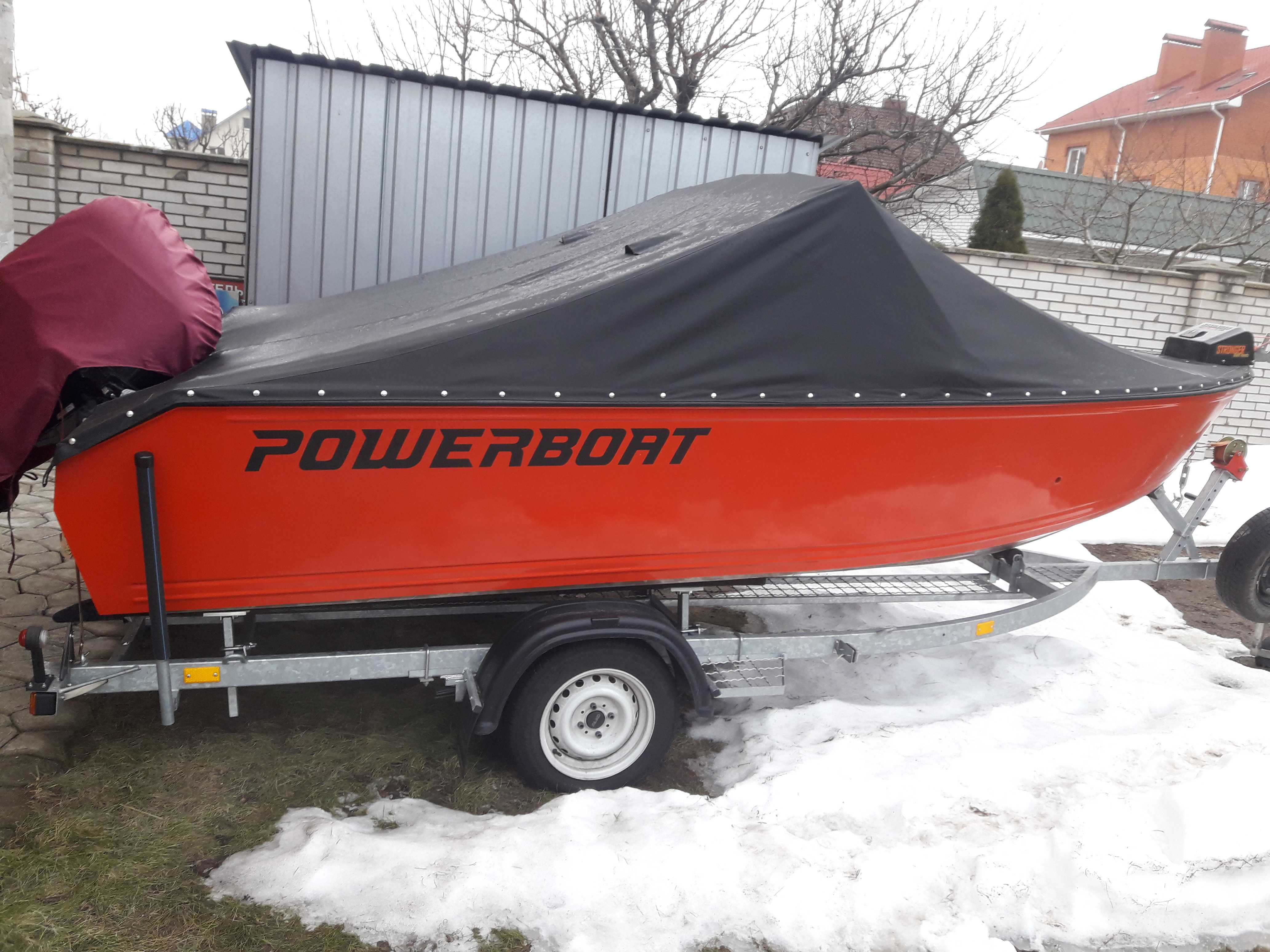Powerboat 470 човен