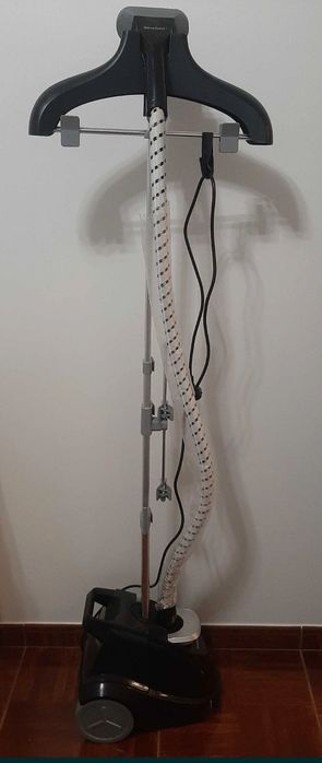 Ferro a vapor vertical