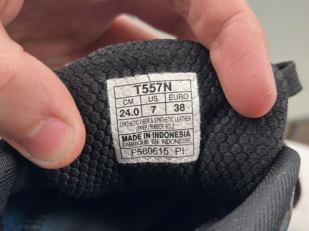 Оригінал! Кросівки Asics Gel Nimbus 38 розмір 02761