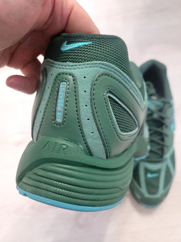 Кроссовки NIKE AIR PEGASUS 2005 нові original