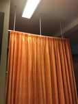Vendo 4 cortinas cor de laranja