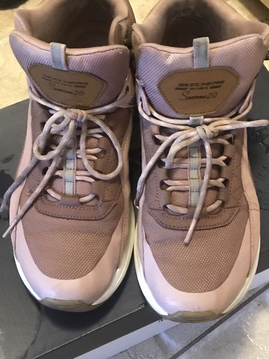 Фірмові снікерси Skechers