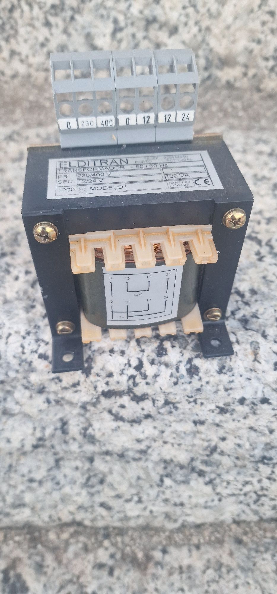 Transformador potente 12v e 24 voltes novo qualidade.