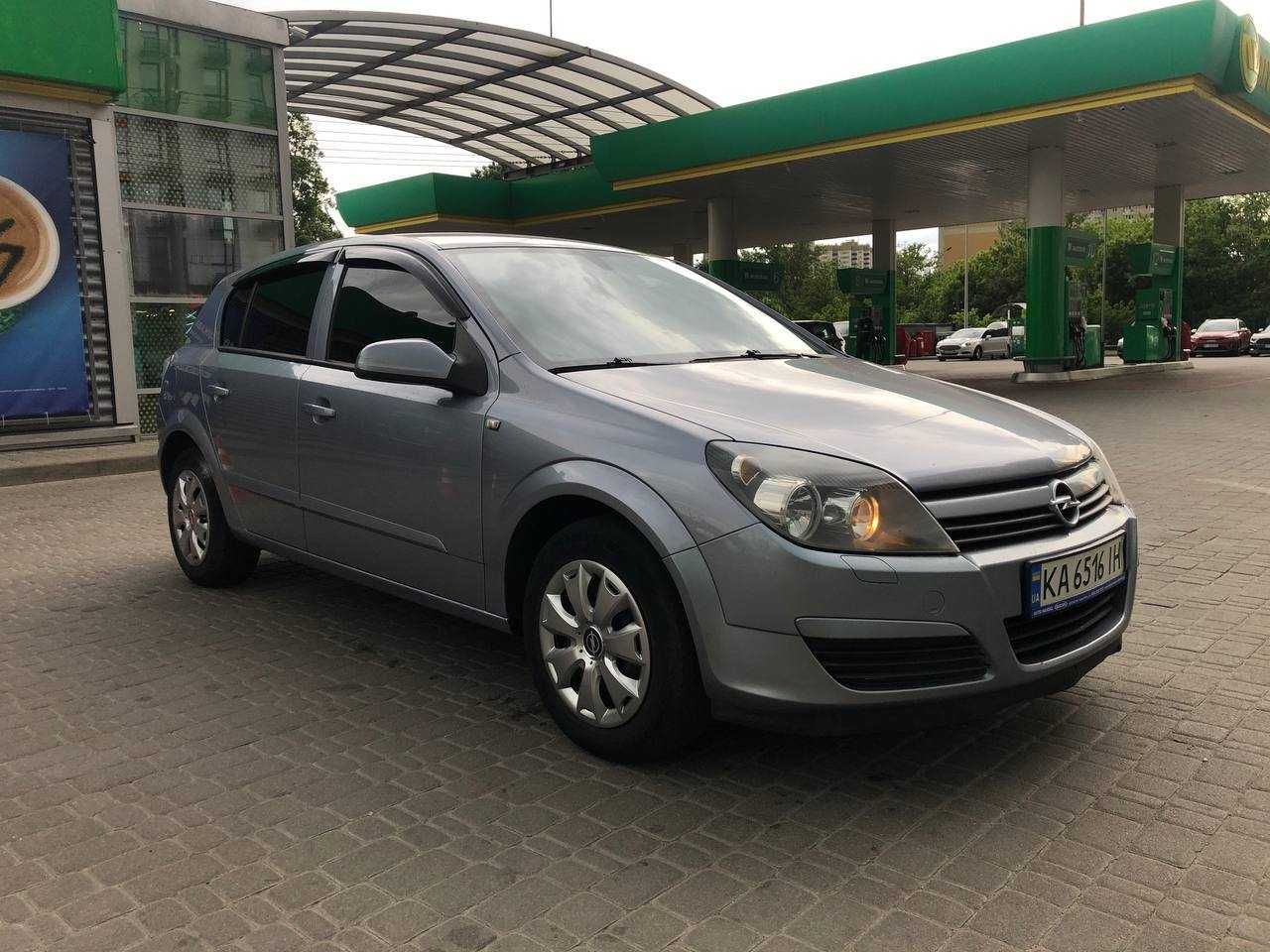 Opel Astra H 1.6 MT