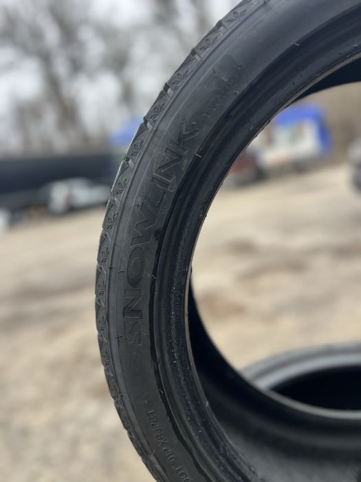 Продам разноширокую Зиму Triangel Snowlink 245x40R19 275x35R19