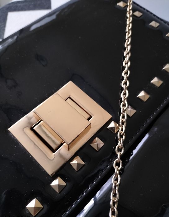 Torebka kopertówka Dune czarna ćwieki złoto