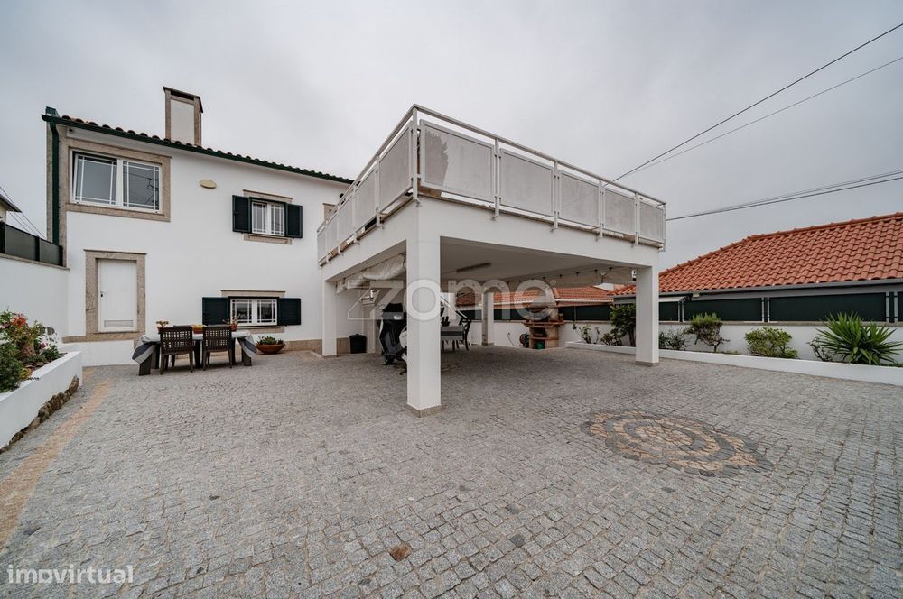 Moradia T6 Individual, em S.José de São Lázaro, Braga!