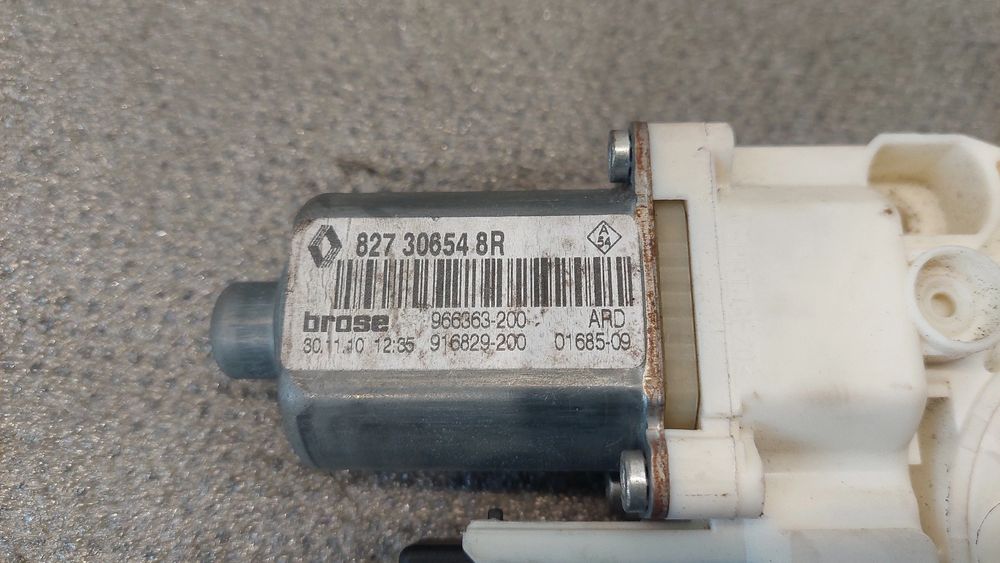 Motor vidro trás direito RENAULT Megane III (BZ0_)