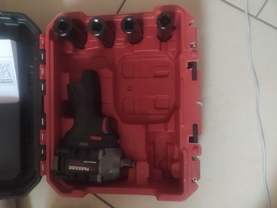 Klucz udarowy  Parkside 350Nm + 5Ah bateria i ładowarka