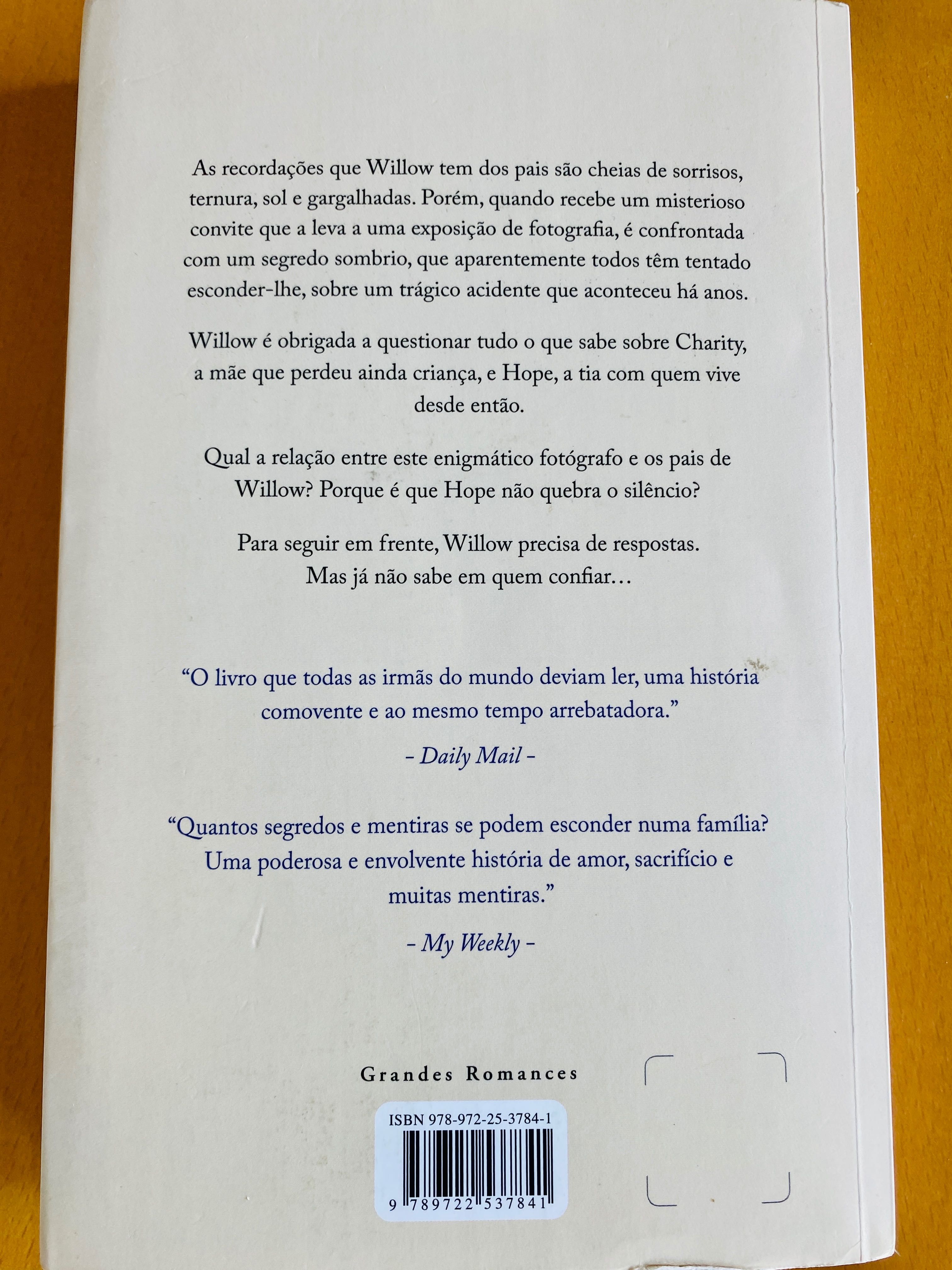 O Mistério da Minha Irmã
de Tracy Buchanan